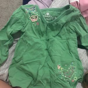 Green long sleeve shirt